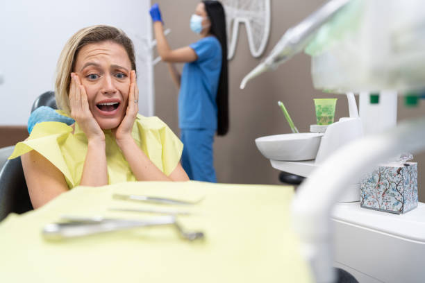 Best Weekend Emergency Dentist in Clayton, MO
